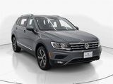 Used 2019 Volkswagen Tiguan SEL image 3