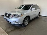 Used 2016 Nissan Pathfinder SV image 3