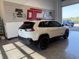 Used 2019 Jeep Cherokee Latitude Plus image 2
