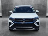 Used 2022 Volkswagen Taos SE image 2