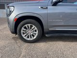 Used 2022 GMC Yukon XL SLT w/ SLT Luxury Package image 3