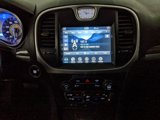 Used 2021 Chrysler 300 Touring L image 3