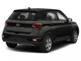 Used 2020 Hyundai Venue SE image 2