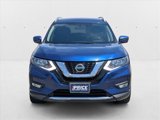 Used 2018 Nissan Rogue SV image 2