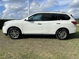 Used 2016 Nissan Pathfinder SV image 4