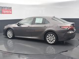 Used 2020 Toyota Camry LE image 2