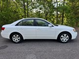 Used 2010 Hyundai Sonata GLS image 2