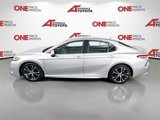 Certified 2020 Toyota Camry SE image 4