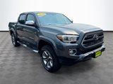 Used 2016 Toyota Tacoma Limited image 3