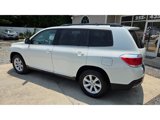 Used 2011 Toyota Highlander 4WD image 2