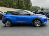 Used 2021 Nissan Kicks SV image 2