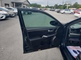 Used 2017 Toyota Camry SE image 6