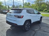 Certified 2022 Jeep Compass Limited image 4