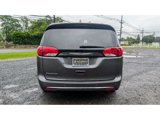 Used 2019 Chrysler Pacifica Touring-L image 6
