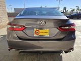 Used 2022 Toyota Camry SE image 4