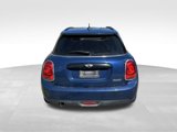 Used 2018 MINI Cooper 4-Door Hardtop image 5