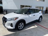 Used 2022 Nissan Kicks S image 2