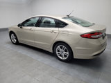 Used 2018 Ford Fusion SE w/ Fusion SE Technology Package image 3