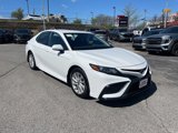 Used 2022 Toyota Camry SE image 4