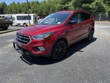 Used 2017 Ford Escape SE w/ Equipment Group 201A image 3