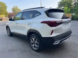 Certified 2022 Kia Seltos EX image 2