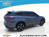Used 2021 Toyota Highlander XSE image 3