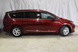 Used 2017 Chrysler Pacifica Touring-L Plus w/ Advanced Safetytec Group image 3