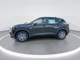 New 2025 Nissan Kicks S image 5