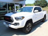 Used 2021 Toyota Tacoma TRD Sport w/ Technology Package image 5