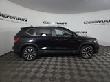 Used 2022 Volkswagen Taos SE image 4