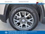 Certified 2022 GMC Acadia SLE w/ Driver Convenience Package image 4