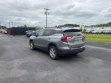 Used 2023 GMC Terrain SLE w/ Driver Convenience Package image 5