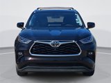 Used 2020 Toyota Highlander Limited image 2