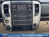 Used 2018 Nissan Titan SV image 3