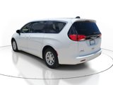 Used 2022 Chrysler Voyager LX image 4