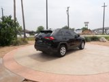 Used 2019 Toyota RAV4 LE image 2