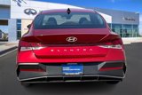 Used 2025 Hyundai Elantra SE image 4