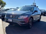 Used 2021 Volkswagen Tiguan SE image 2