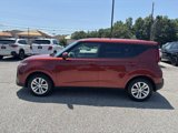 Used 2022 Kia Soul LX image 2