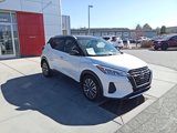 Used 2024 Nissan Kicks SV image 3