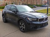 Used 2024 Volvo XC40 B5 Core image 3