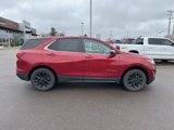 Used 2021 Chevrolet Equinox LT image 2