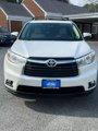 Used 2016 Toyota Highlander XLE image 2