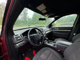 Used 2018 Ford Explorer XLT image 5
