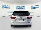 Used 2017 Toyota Highlander XLE image 4