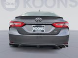 Used 2020 Toyota Camry SE image 5
