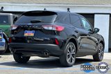 Used 2022 Ford Escape SE w/ SE Sport Appearance Package image 4