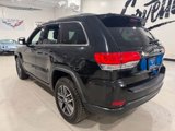 Used 2018 Jeep Grand Cherokee Laredo image 3