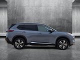 Used 2021 Nissan Rogue Platinum image 4