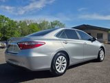 Used 2015 Toyota Camry LE image 6